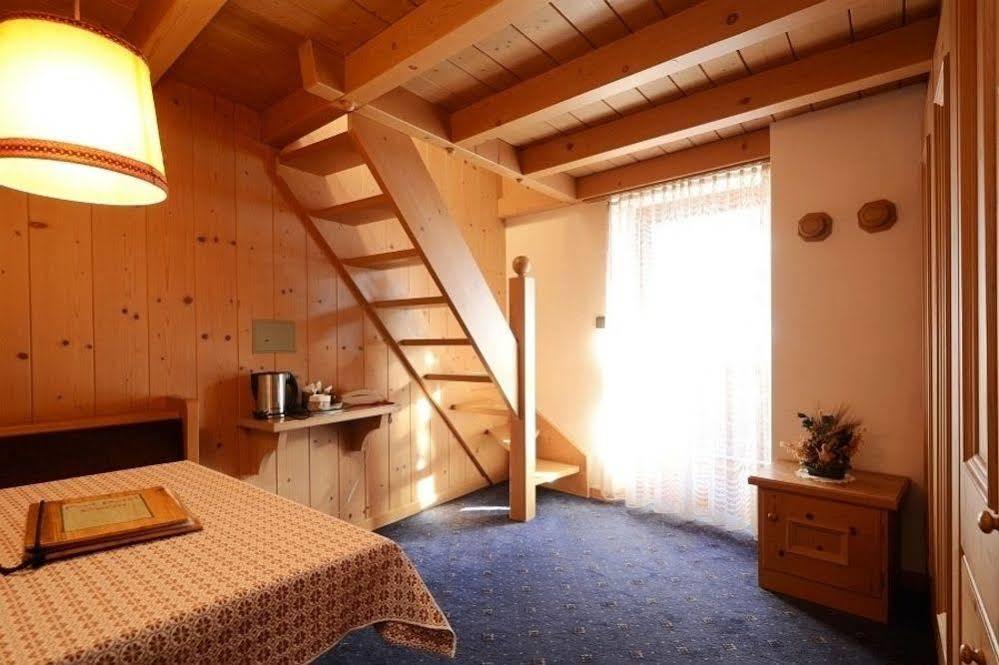 Post Hotel Moena Ngoại thất bức ảnh